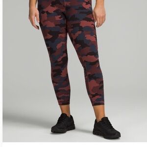 Wunder Train 25” Camo Print Leggings